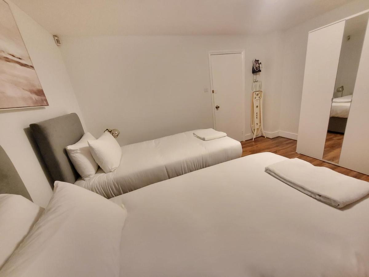 Appartamento Modern Apartment, Woolwich Londra